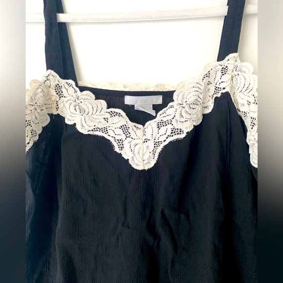 H&M black and white lace camisole - Picture 2 of 4
